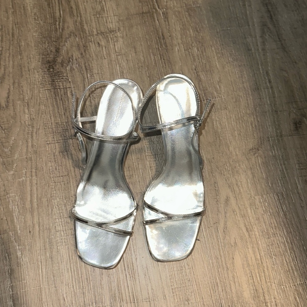 Reformation Genni Strappy Skinny Heel Sandal Mirror Metallic, Size 10
